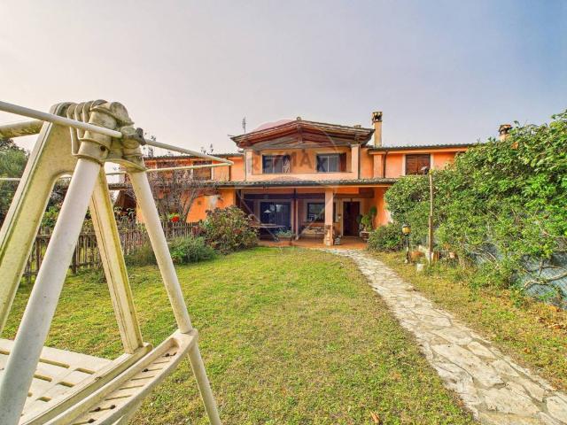 Villa Schiera in vendita a Roma Capitale, Lazio