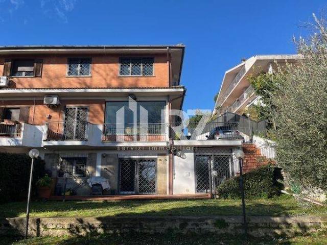 Villa Schiera in vendita a Roma Capitale, Lazio