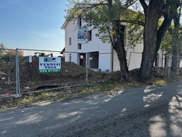 Villa Schiera in vendita a Unione dei comuni del Distretto Ceramico, Formigine