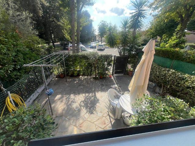Villa Schiera in vendita a Vittoria Apuana, Forte Dei Marmi