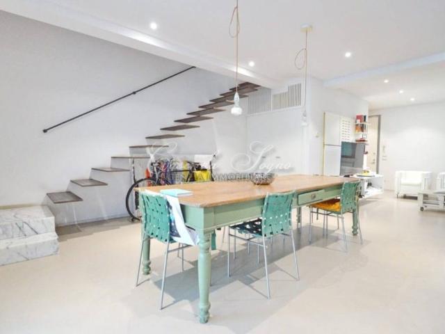 Villa Schiera in vendita a Roma Imperiale, Forte Dei Marmi