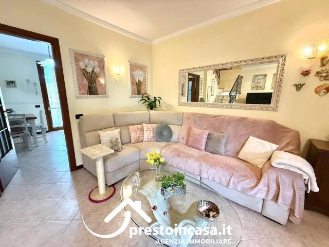 Villa Schiera in vendita a Vittoria Apuana, Forte Dei Marmi