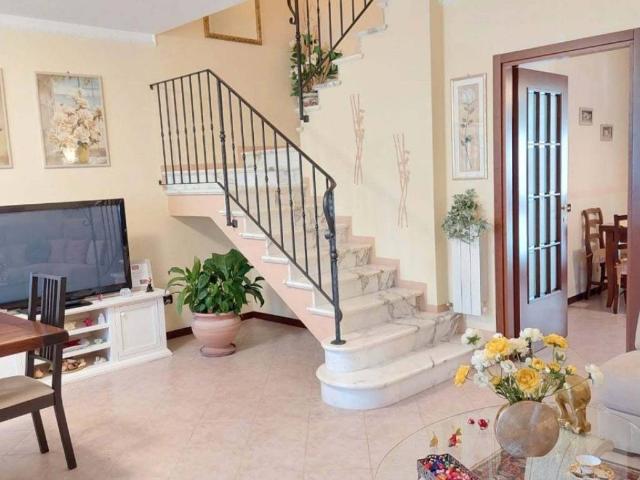 Villa Schiera in vendita a Forte Dei Marmi, Toscana