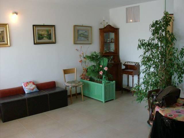 Villa Schiera in vendita a Unione di comuni Montana Lunigiana, Fosdinovo