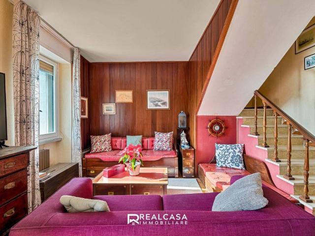 Villa Schiera in vendita a Unione di comuni Montana Lunigiana, Fosdinovo