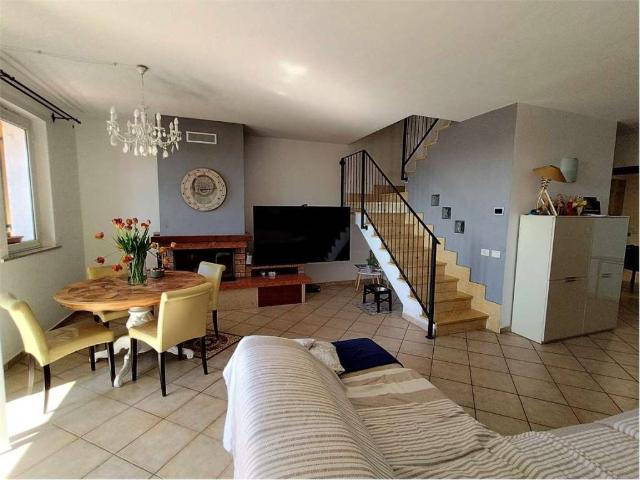 Villa Schiera in vendita a Unione di comuni Montana Lunigiana, Fosdinovo