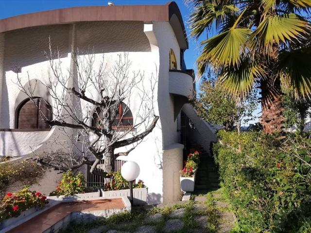 Villa Schiera in vendita a Francavilla Al Mare, Abruzzo
