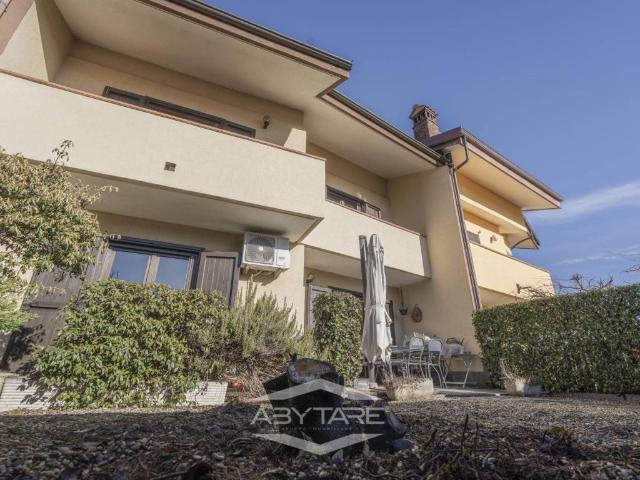 Villa Schiera in vendita a Piemonte, Torino