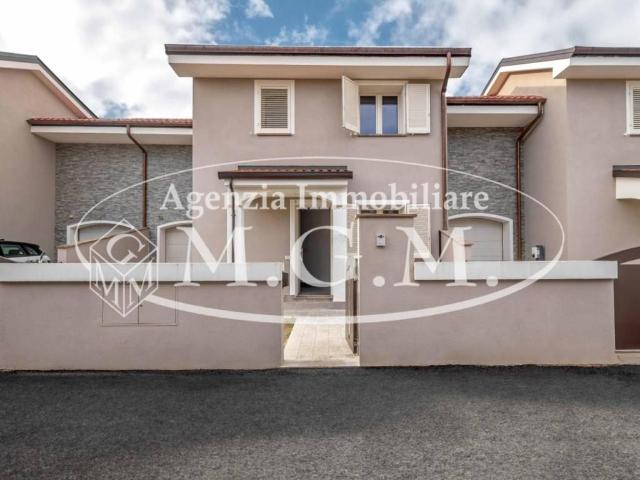 Villa Schiera in vendita a Unione dei Comuni Circondario dell'Empolese Valdelsa, Fucecchio
