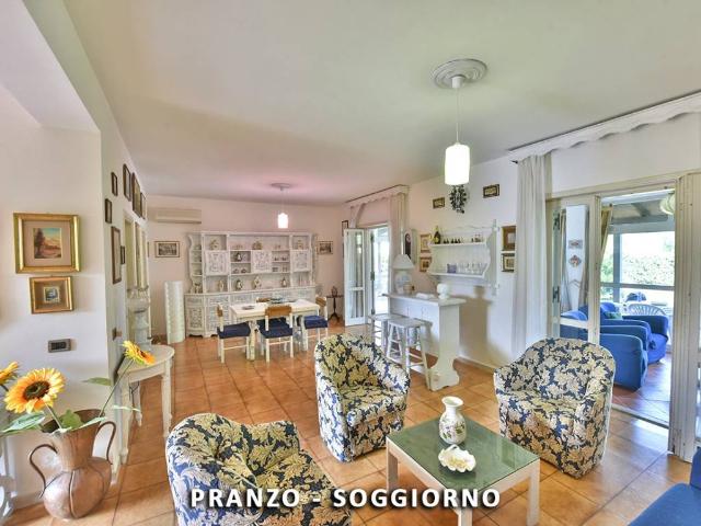 Villa Schiera in vendita a Sajatine, Furnari