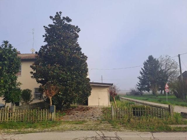 Villa Schiera in vendita a Unione dei comuni della Bassa Romagna, Fusignano