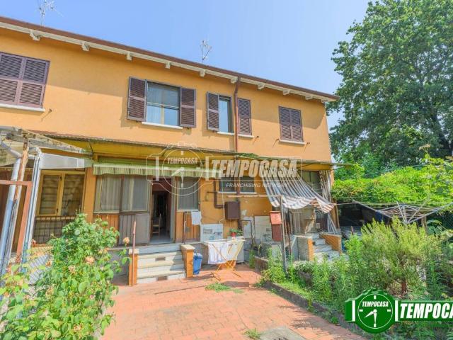 Villa Schiera in vendita a Unione dei Comuni I Fontanili, Gaggiano