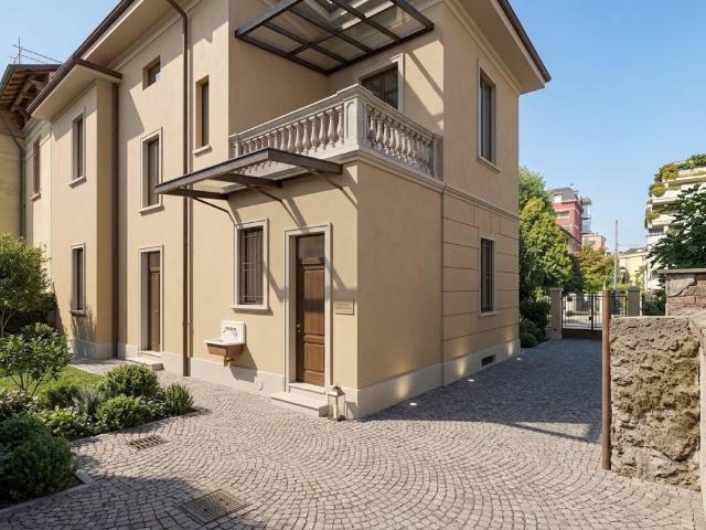Villa Schiera in vendita a Centro, Gallarate
