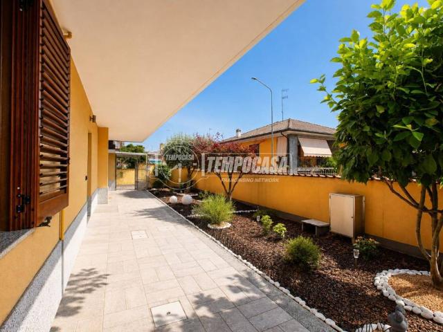 Villa Schiera in vendita a Missanghera, Galliate