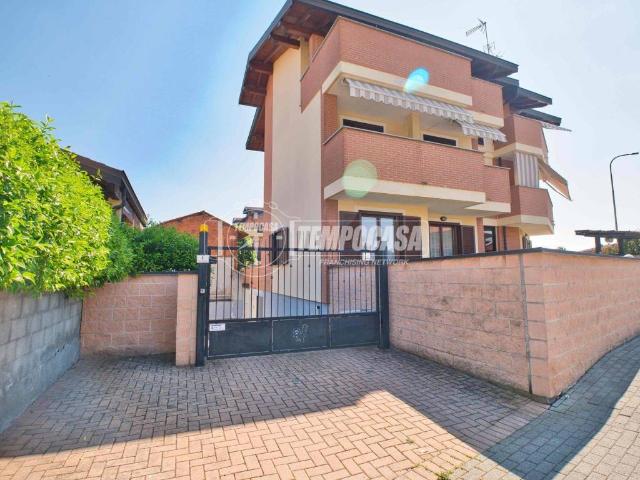 Villa Schiera in vendita a Case Sparse, Piemonte