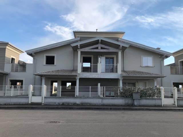 Villa Schiera in vendita a Gambara, Lombardia