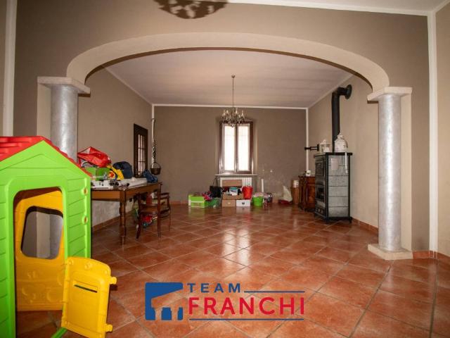 Villa Schiera in vendita a Gambara, Lombardia