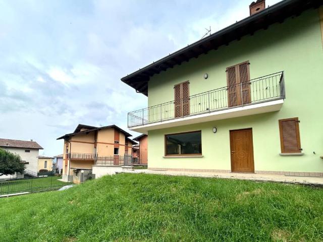 Villa Schiera in vendita a Cirano, Gandino