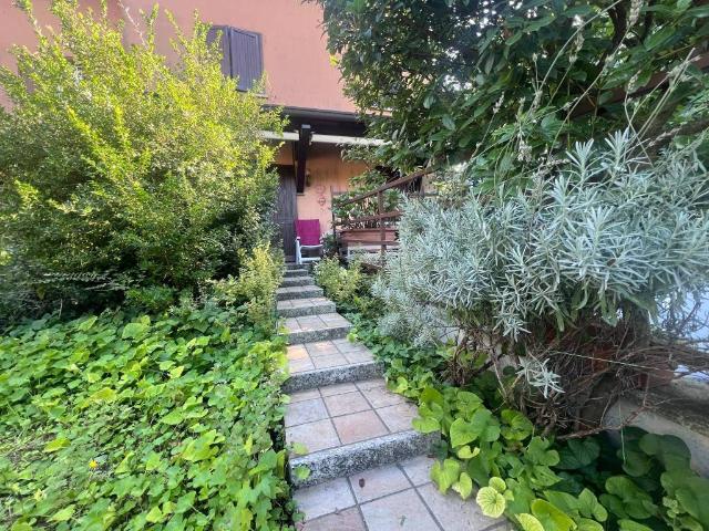 Villa Schiera in vendita a Santa Maria Rossa, Garbagnate Milanese