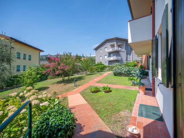 Villa Schiera in vendita a Garda, Veneto
