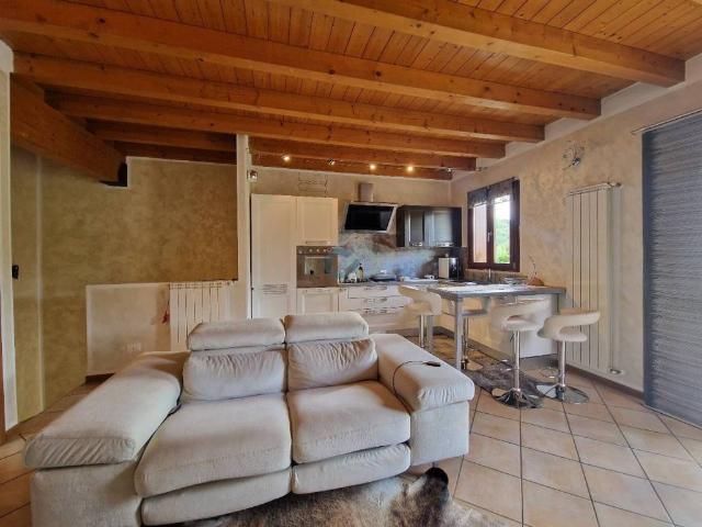 Villa Schiera in vendita a Comunità montana della Valle Sabbia, Gavardo