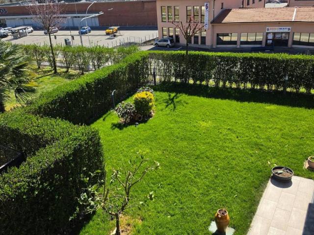 Villa Schiera in vendita a Comunità Montana Valli del Verbano, Gavirate