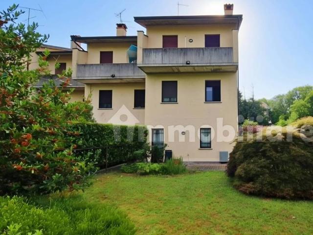 Villa Schiera in vendita a Gazzada, Gazzada Schianno