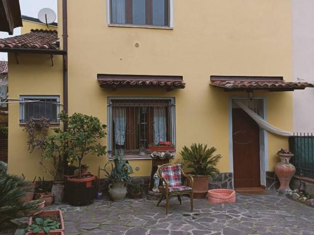 Villa Schiera in vendita a Genivolta, Lombardia