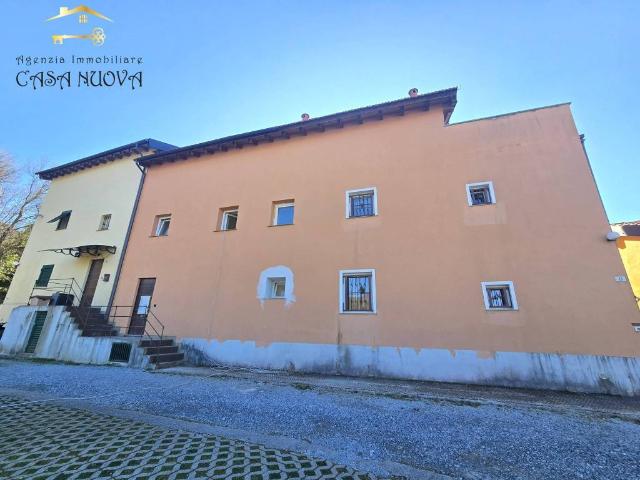 Villa Schiera in vendita a Val Polcevera, Serra Riccò