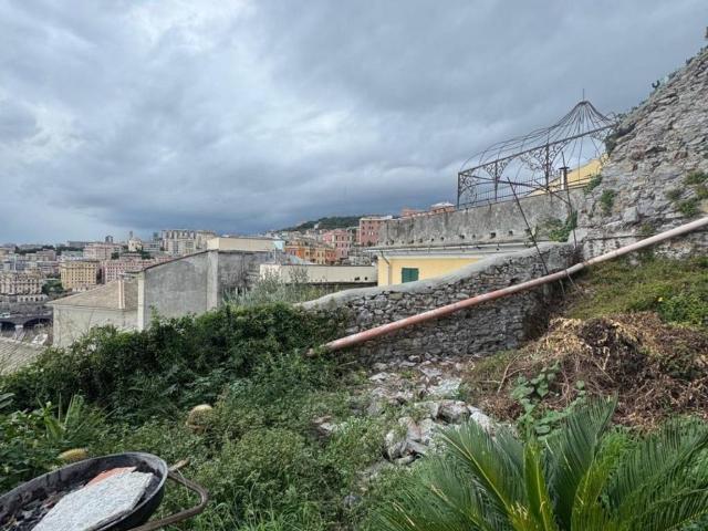 Villa Schiera in vendita a Oregina, Genova