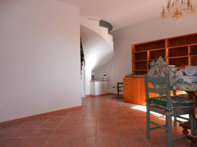 Villa Schiera in vendita a Borgo Vecchio, Genzano di Roma