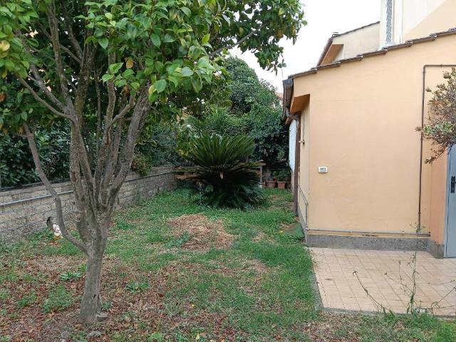Villa Schiera in vendita a Zona Artigianale, Genzano di Roma
