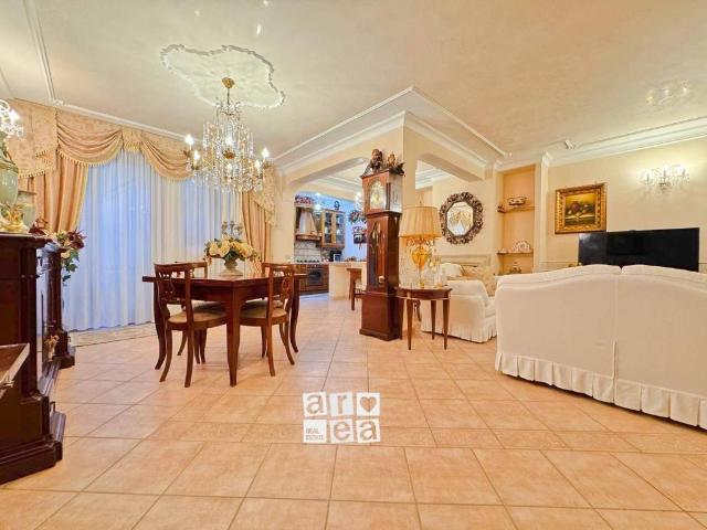 Villa Schiera in vendita a Montecagnoletto, Roma Capitale