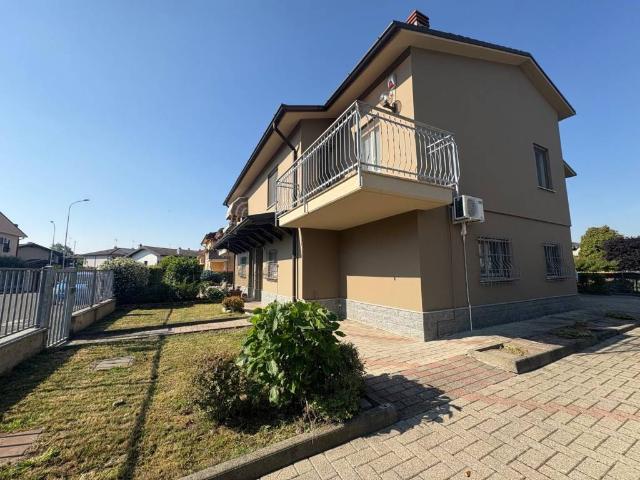 Villa Schiera in vendita a Gerenzago, Lombardia