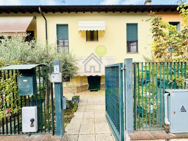 Villa Schiera in vendita a Gerenzago, Pavia