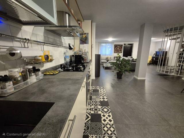 Villa Schiera in vendita a Gerenzano, Lombardia