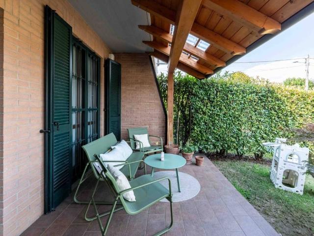 Villa Schiera in vendita a Villaggio Moneta, Gerenzano