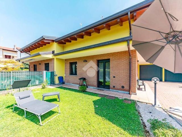 Villa Schiera in vendita a Gerenzano, Lombardia