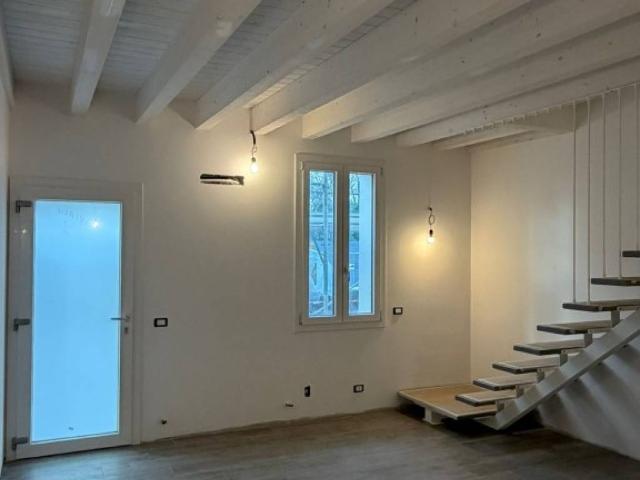 Villa Schiera in vendita a Gerre De' Caprioli, Lombardia