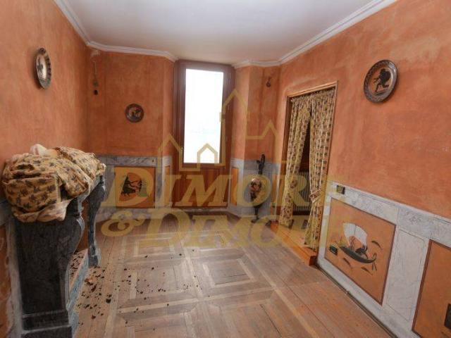 Villa Schiera in vendita a Ronco, Piemonte