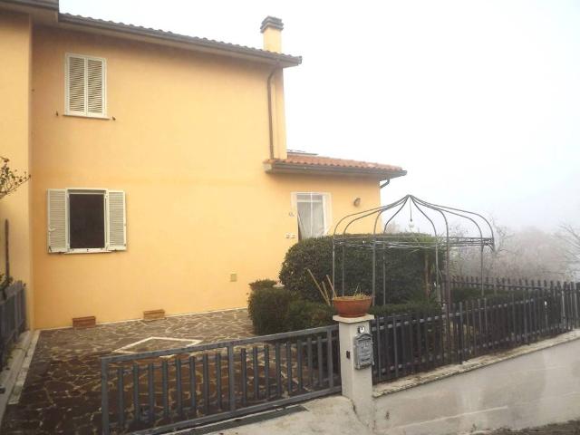 Villa Schiera in vendita a Giano Dell'umbria, Umbria