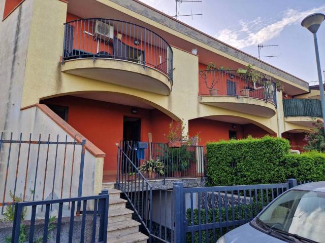Villa Schiera in vendita a Giarre, Sicilia