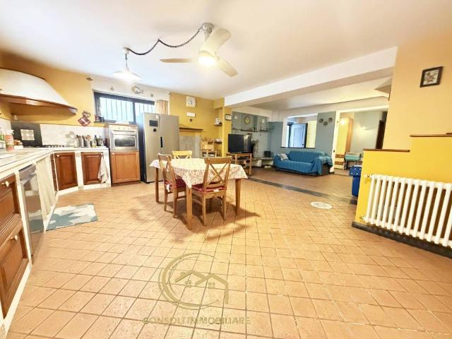 Villa Schiera in vendita a Peri, Giarre