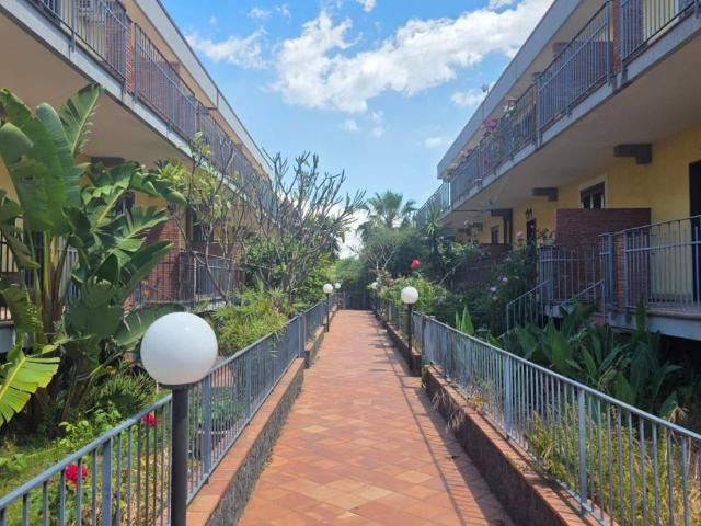 Villa Schiera in vendita a Giarre, Sicilia