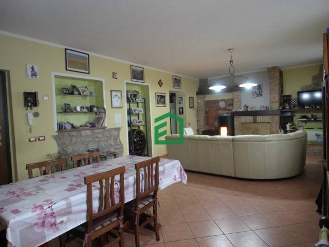 Villa Schiera in vendita a Palombina, Giove