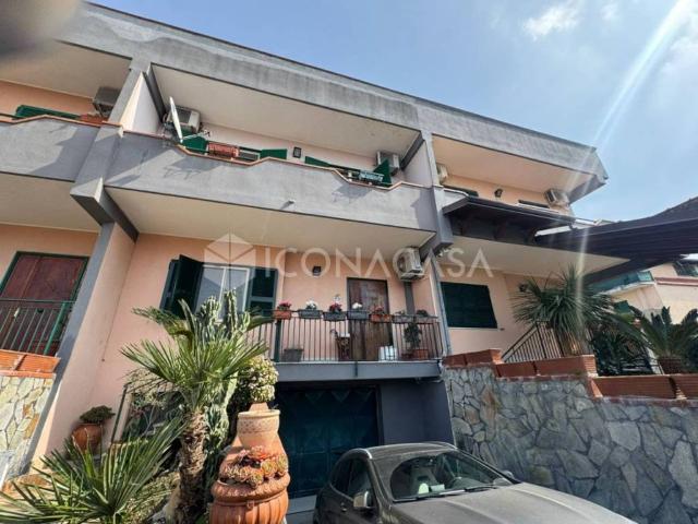 Villa Schiera in vendita a Giugliano In Campania, Campania