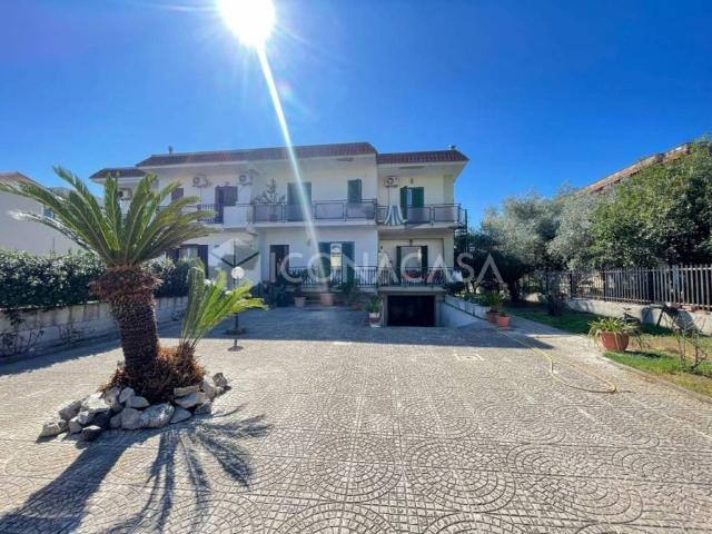 Villa Schiera in vendita a Giugliano In Campania, Campania