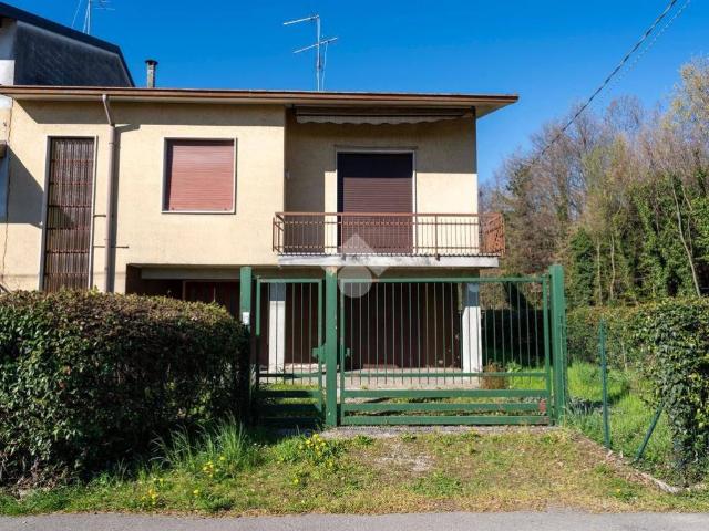 Villa Schiera in vendita a Robbiano, Giussano