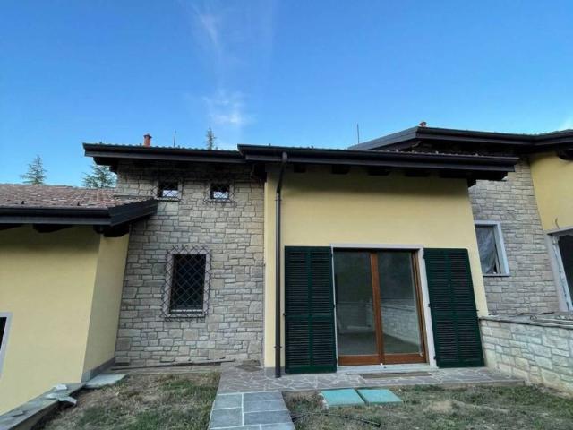Villa Schiera in vendita a Godiasco Salice Terme, Salice Terme
