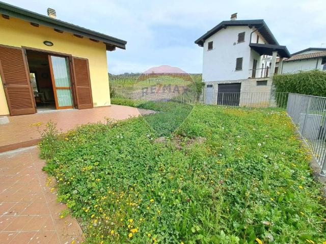 Villa Schiera in vendita a Golferenzo, Lombardia